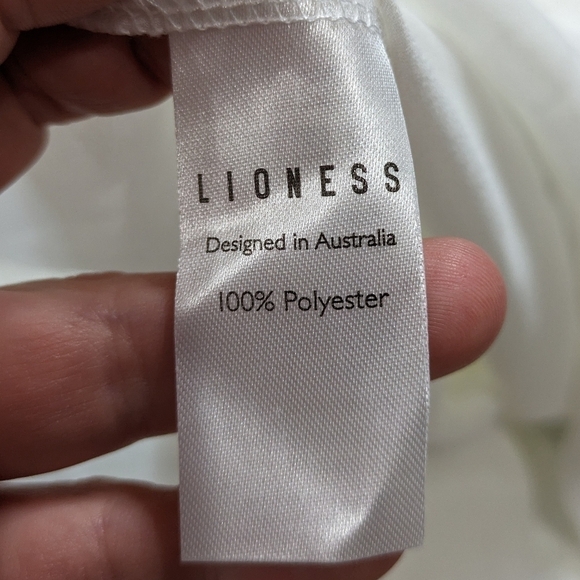 NWT Lioness white legendary lovers plunge v neck tie waist dress XXL - Picture 12 of 14